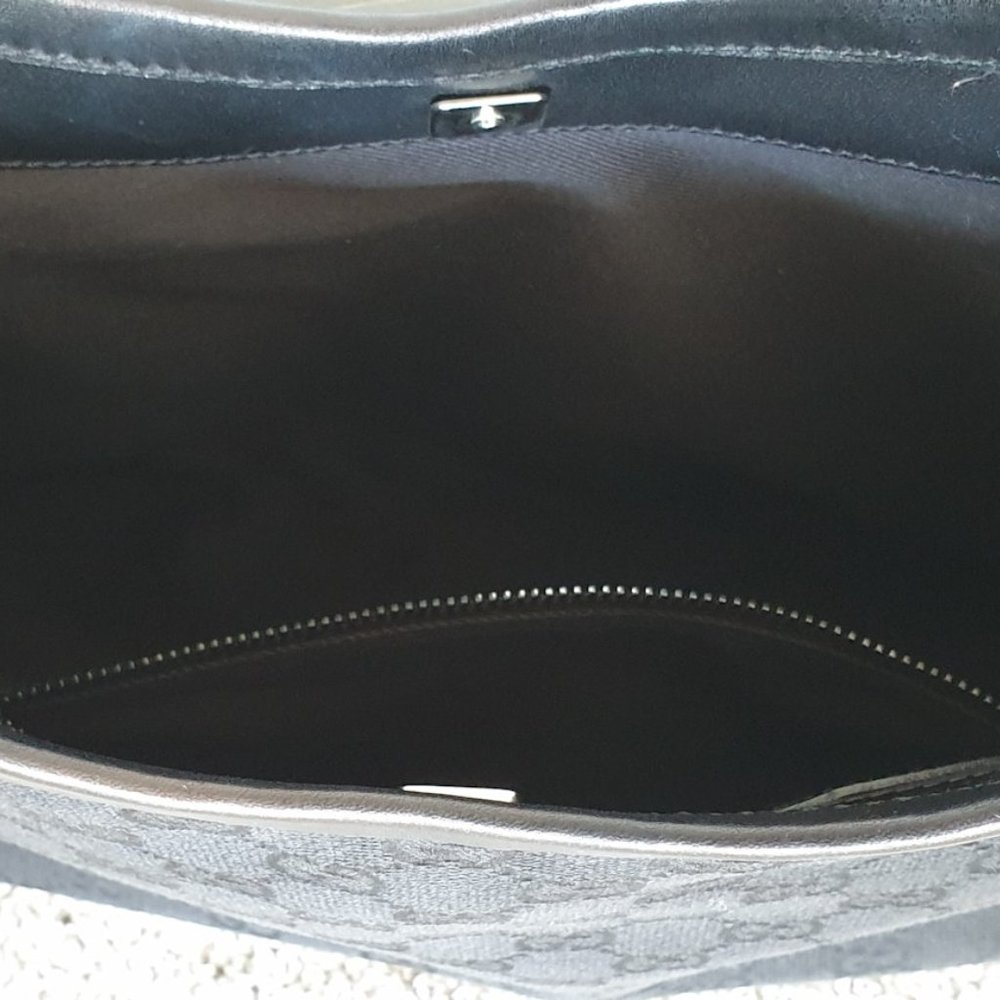 Gucci GG Canvas Wooden Accent Hobo Bag Black - Picture 8 of 9